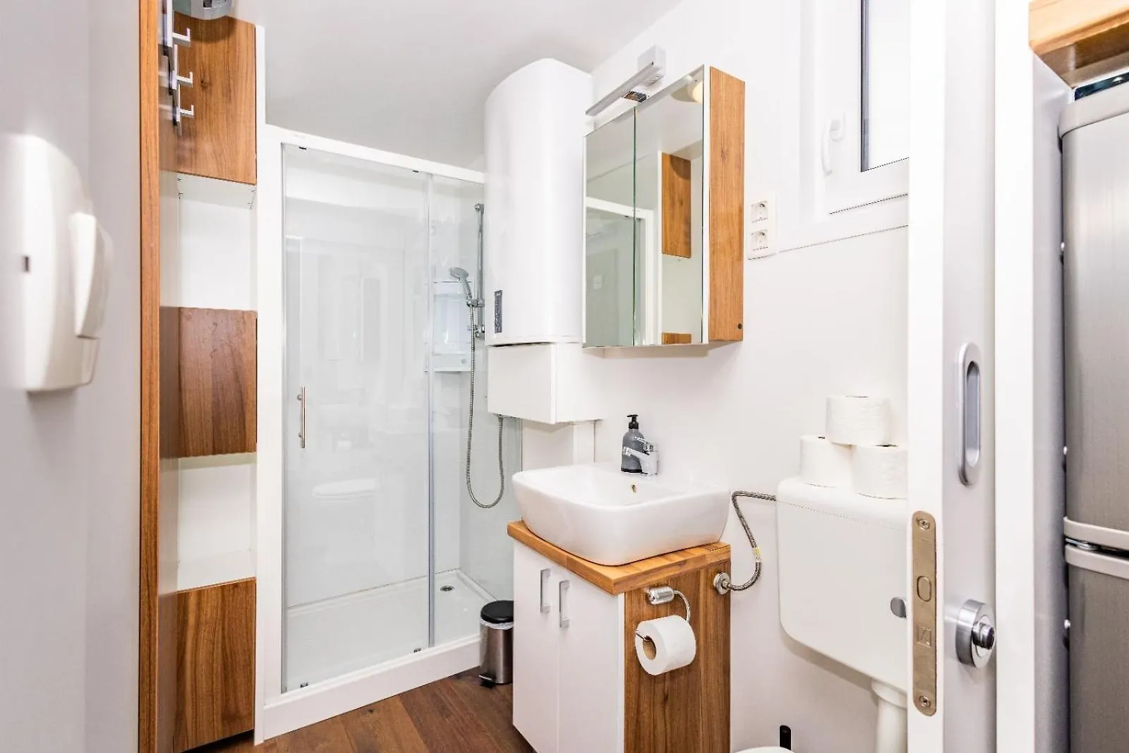 Hausboot Astrid - Floating House Apartment Pula Croatia