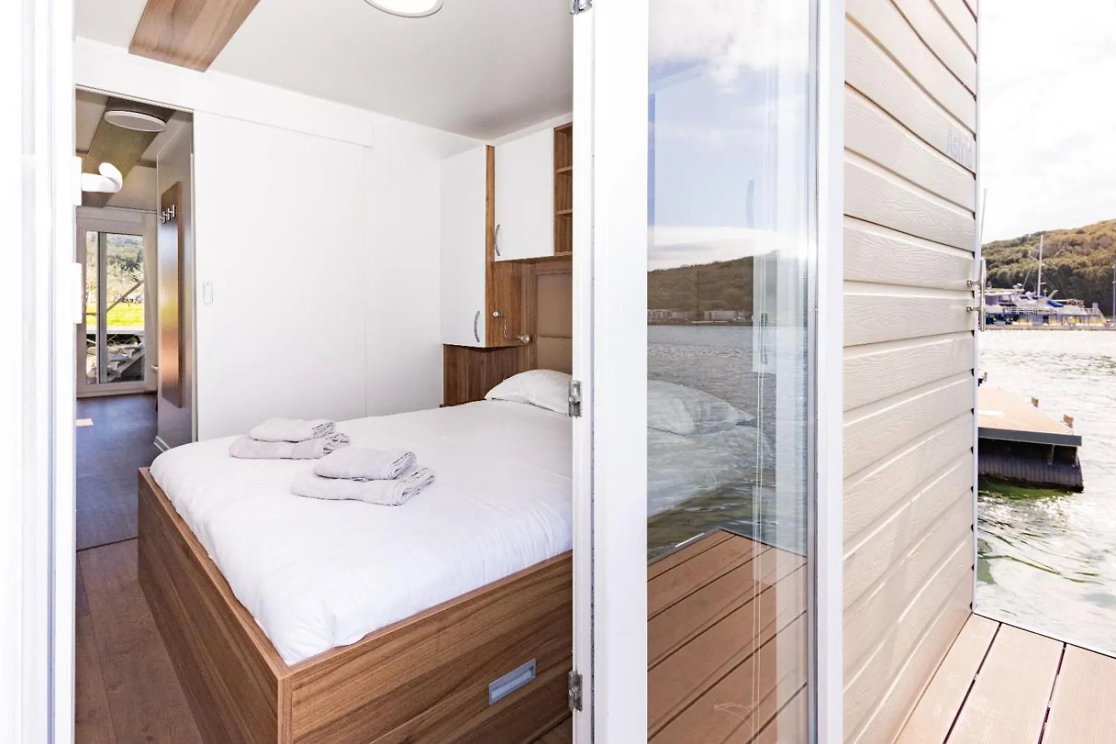 Hausboot Astrid - Floating House Apartment Pula Croatia